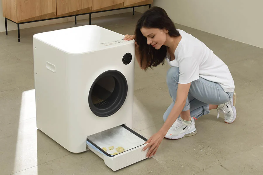 electric self cleaning litter box